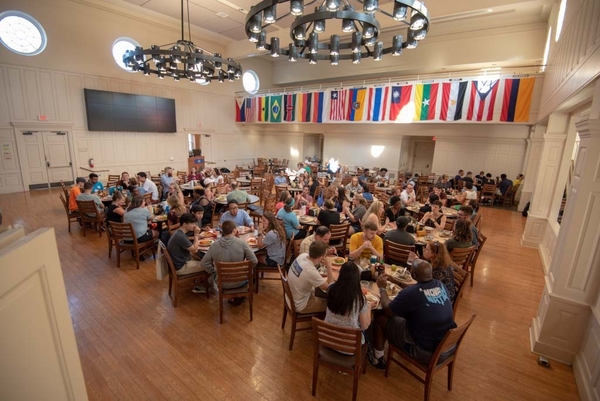 Princeton Seminary students gather at a welcome dinner at Mackay Center